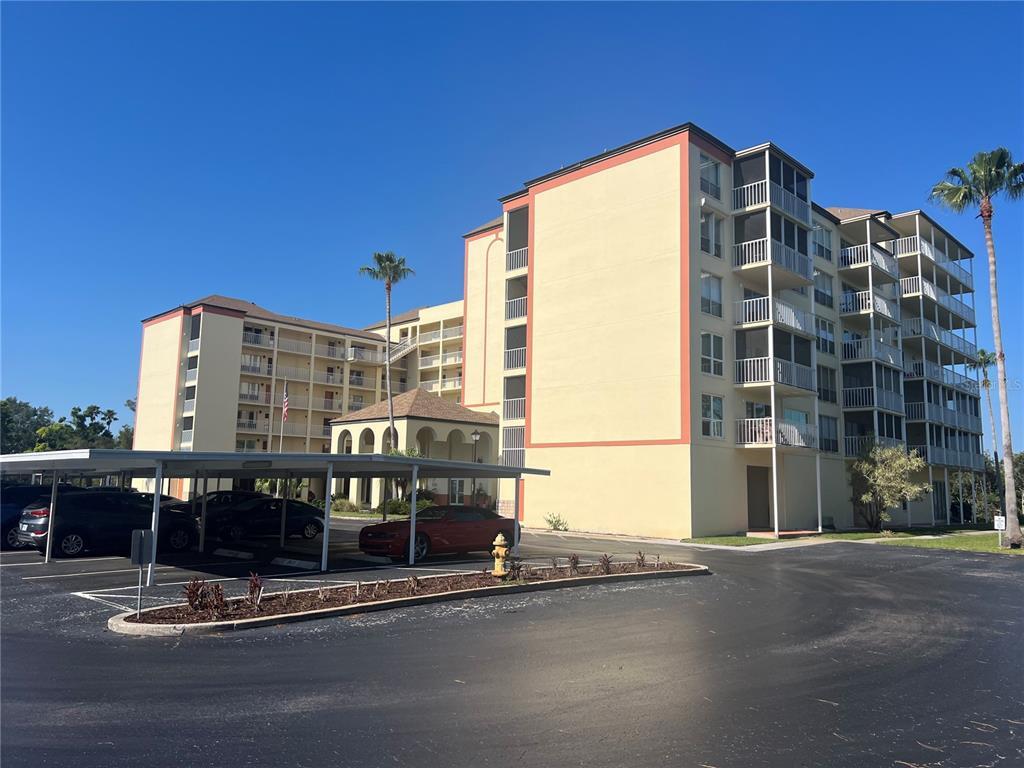 Primary Photo - 9000 Commodore Dr