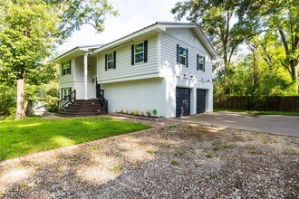 Building Photo - 14510 Henry Calfee Dr