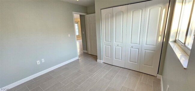 Foto del edificio - 510 SE 27th Terrace