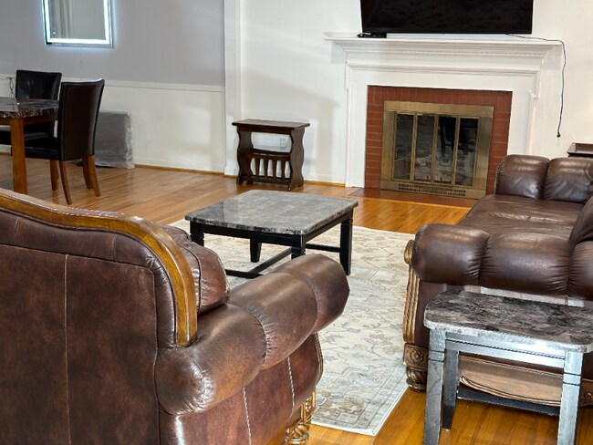 Foto del edificio - 1022 River Ridge Dr