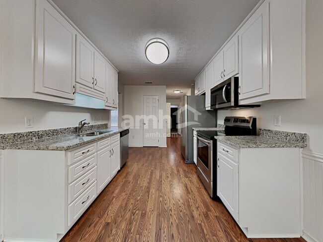 Foto del edificio - 270 Grayson Manor Dr SW