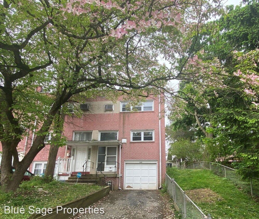 2127 Valleyview Dr, Folcroft, PA 19032 House Rental in Folcroft, PA