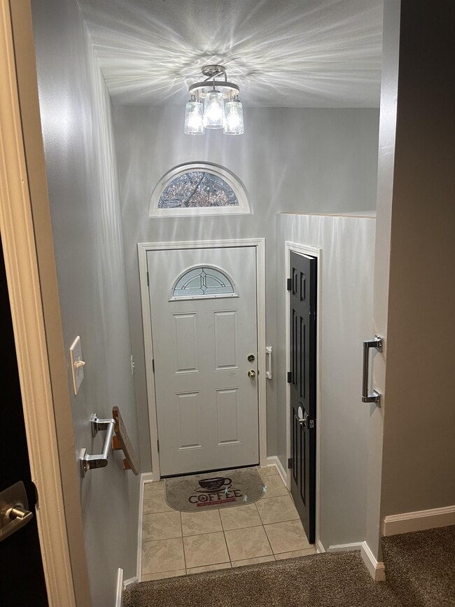 Foto del edificio - 119 Iron Oaks Cir