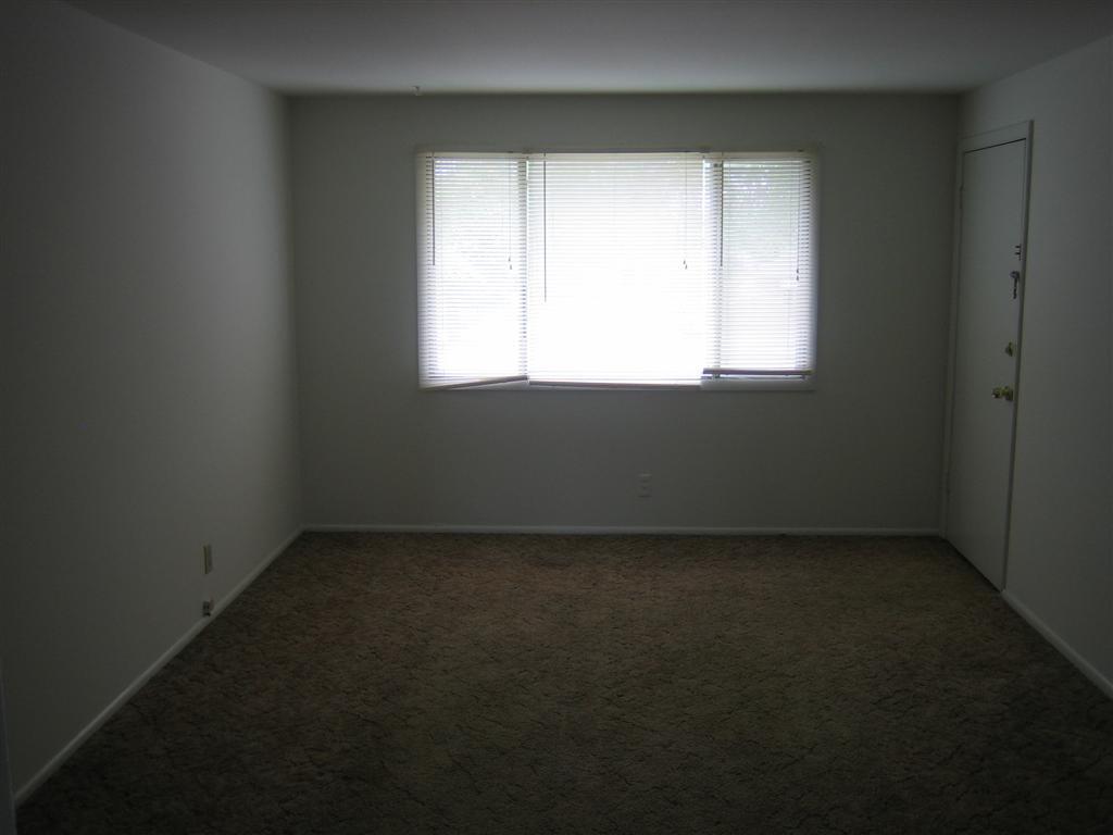 Foto del edificio - 8313 W Mill Rd