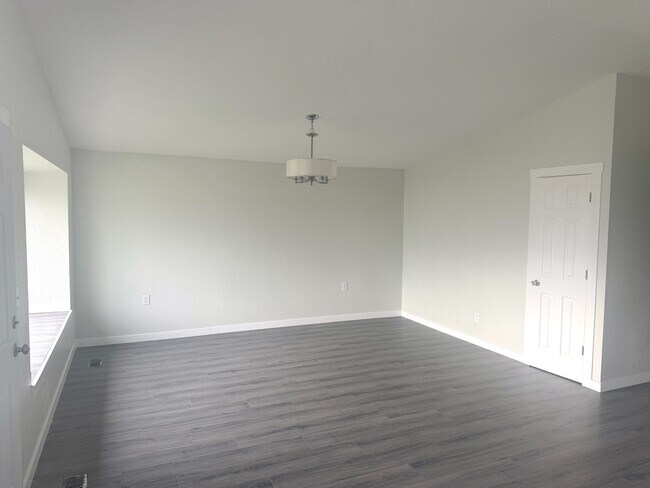 Foto del edificio - 3406 S Florida Ave