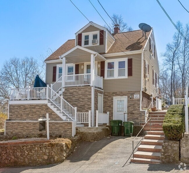 Building Photo - 107 Belle Ave
