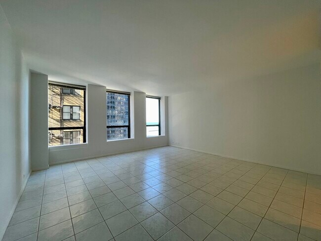 Foto del edificio - 260 E Chestnut St