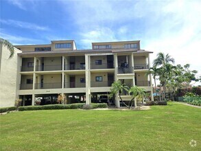 Building Photo - 3905 Mariners Walk