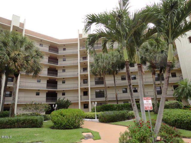 Building Photo - 4640 Lucerne Lakes Blvd W