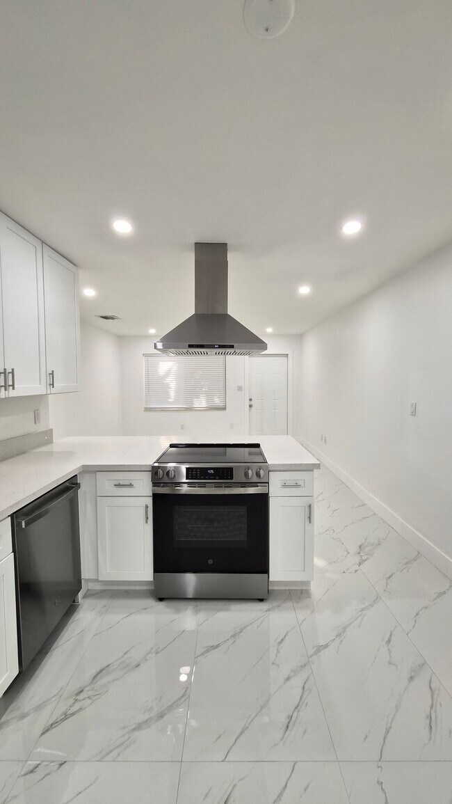 Foto del edificio - 1825 Scott St