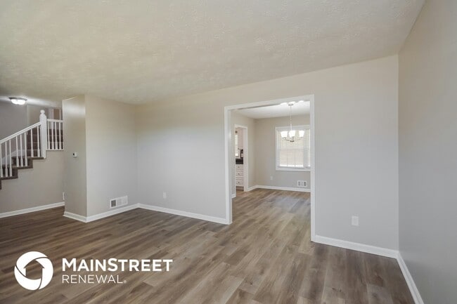 Foto del edificio - 6950 Carleen Ct