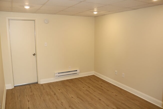 Building Photo - BLA 36 Washington