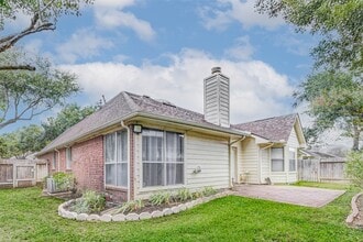 Building Photo - 4506 Silverlake Dr