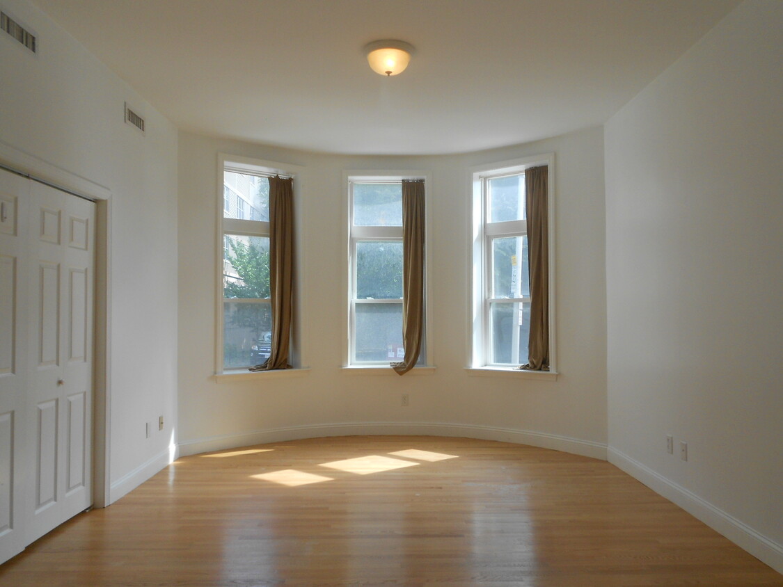 49 Saint Marys St Unit 3, Brookline, MA 02446 Apartments in Brookline