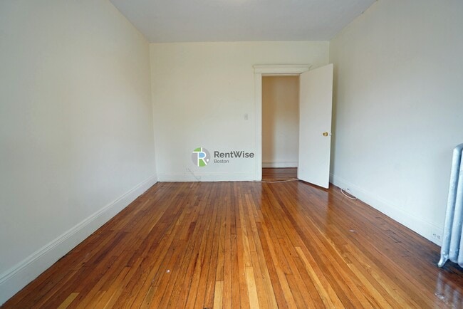 Building Photo - 1144 Commonwealth Ave