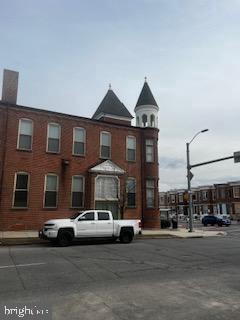 Building Photo - 1906 N Washington St