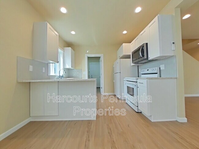 Foto del edificio - 1803 Windermere Dr NE