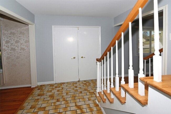 Building Photo - 12901 Fernway Ln