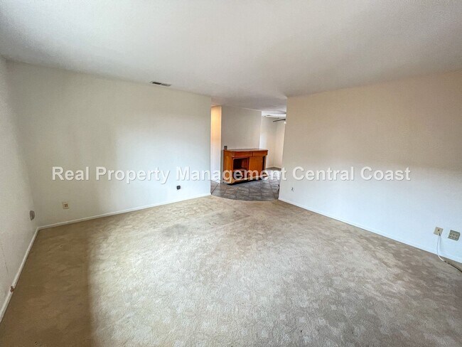 Foto del edificio - LEASE PENDING - Spacious Home in Nipomo - ...