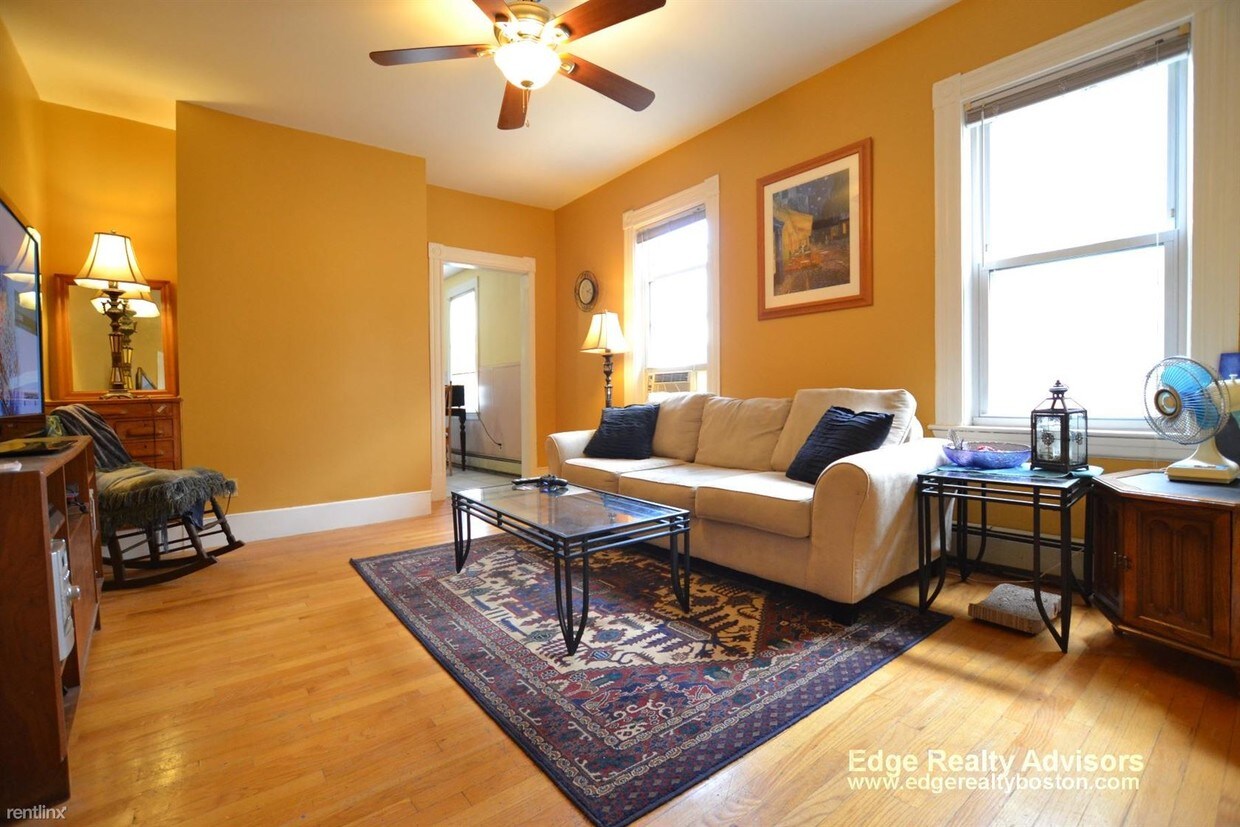 3 br, 1 bath - 315 Warren St - 3 br, 1 bath  - 315 Warren St