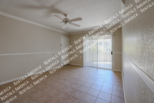 Foto del edificio - 1720 E Thunderbird Rd