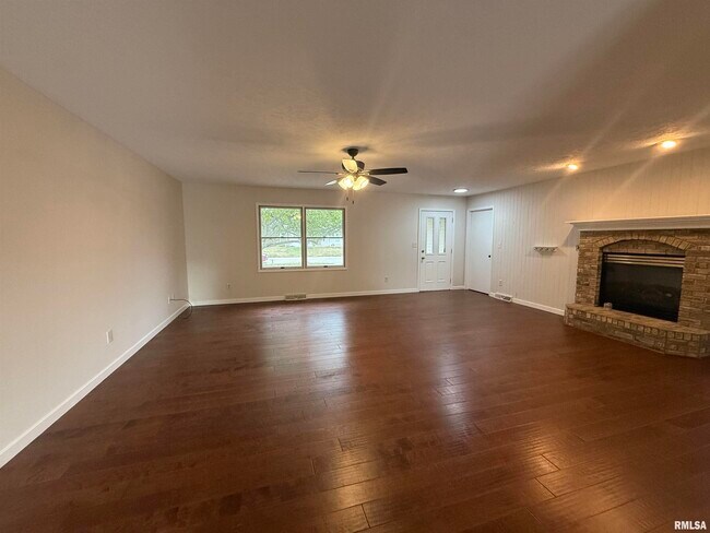 Foto del edificio - 205 Appomattox Dr