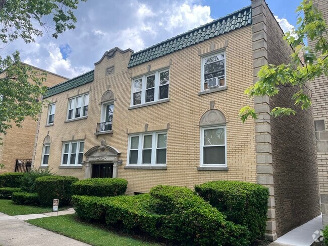 Building Photo - 5831 N Moody Ave