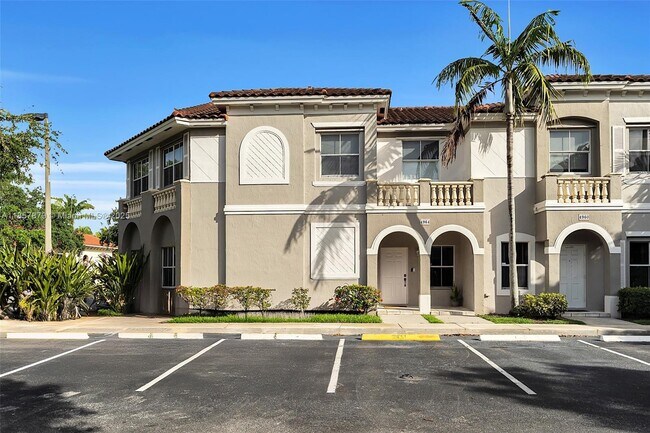 Foto del edificio - 4964 SW 140th Terrace