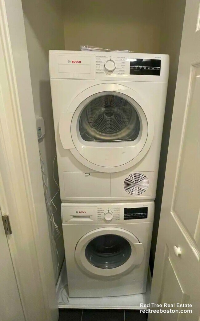 Foto del edificio - 31 Temple St