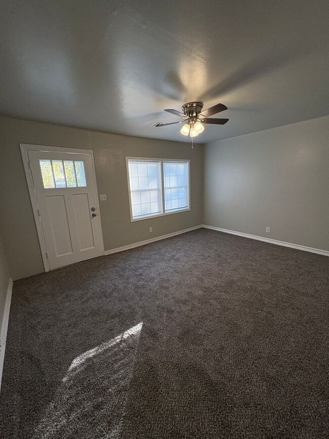 Building Photo - 1730 S Hudson Dr