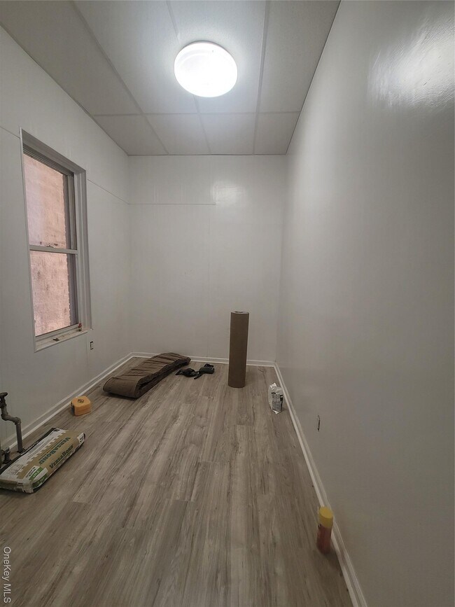 Foto del edificio - 3553 Holland Ave