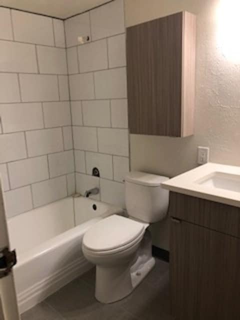 Building Photo - 800 Emerson