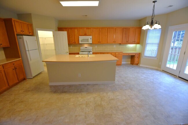 Building Photo - 9669 Ravenscroft Ln NW