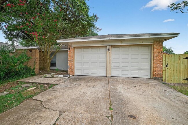 Building Photo - 6602 Navidad Rd