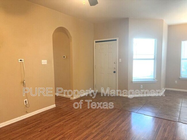 Foto del edificio - 2869 Southampton Way