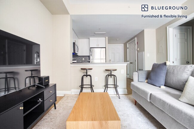 Building Photo - 770 5th St NW