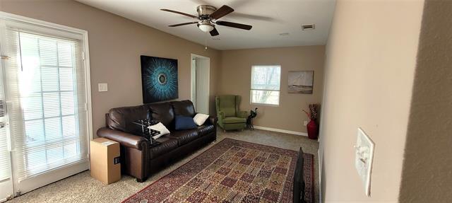 Foto del edificio - 5821 Black Oak Ln