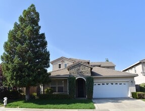 Building Photo - 4624 Coppola Cir