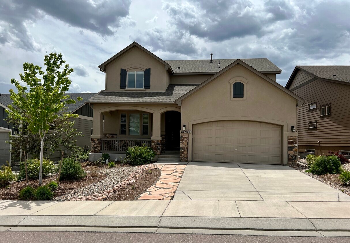 Primary Photo - 15702 Lake Mist Dr