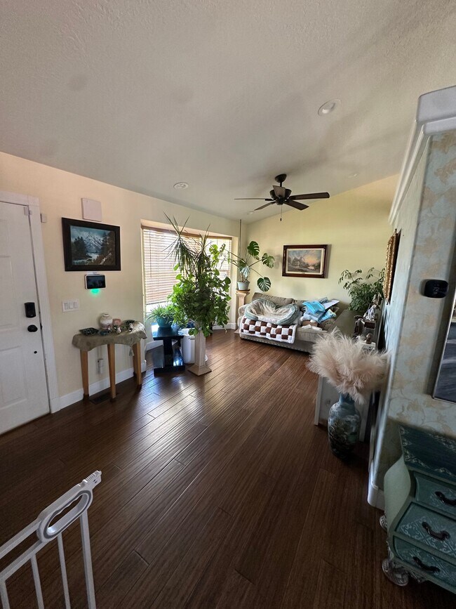 Foto del edificio - 212 Amanda Lynn Ln