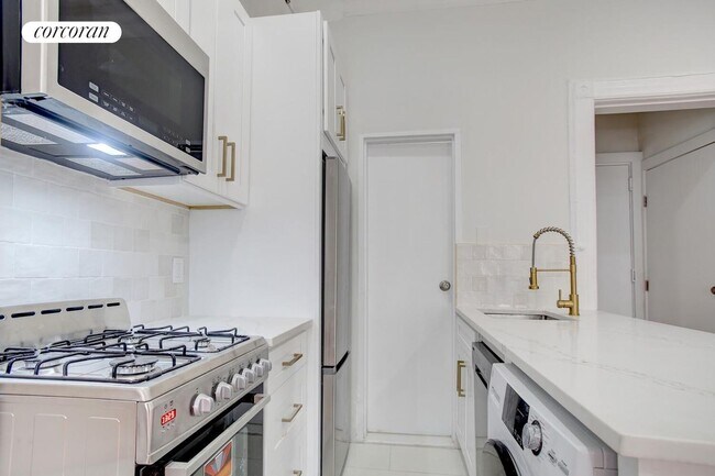 Foto del edificio - 130 W 73rd St