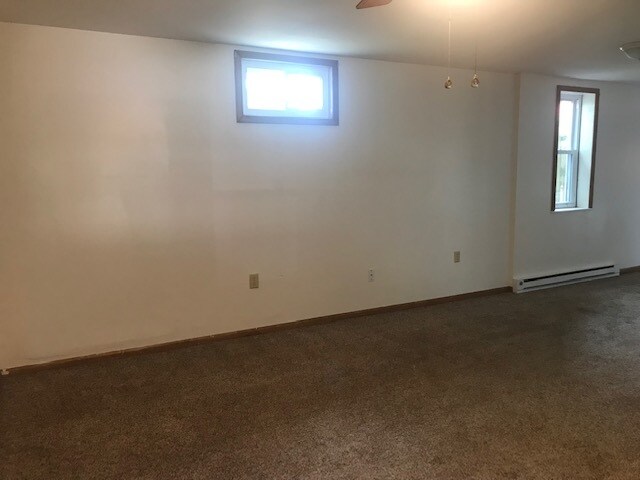 Foto del edificio - 116 W Main St