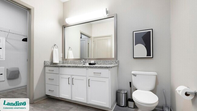 Foto del edificio - 7116 Finn Hall Ave