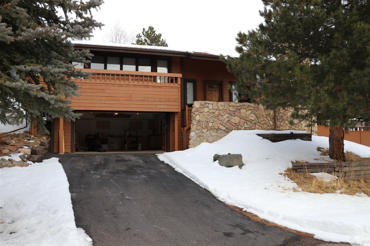 Primary Photo - 3 br, 2.5 bath House - 24343 Paragon Place
