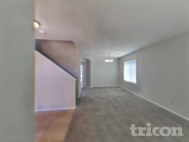 Building Photo - 930 W Mesquite Tree Ln