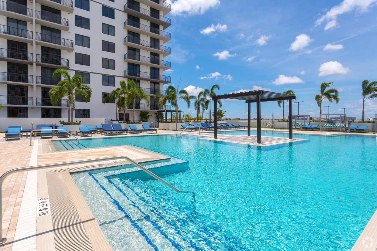 Primary Photo - The Palma at Downtown Doral