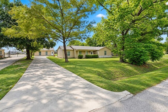 Foto del edificio - 6010 Cypress St