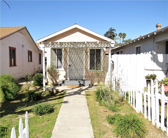 Foto principal - 121 E Alberta St