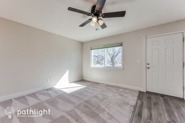 Building Photo - 2752 Carmel Ct