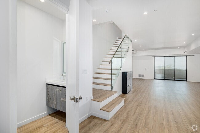 3 habitaciones, 3,5 baños - 210 m² - Sala de estar - 7341 Valmont St